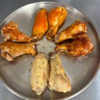 Traditional Wings 2 LB (about 12 wings)